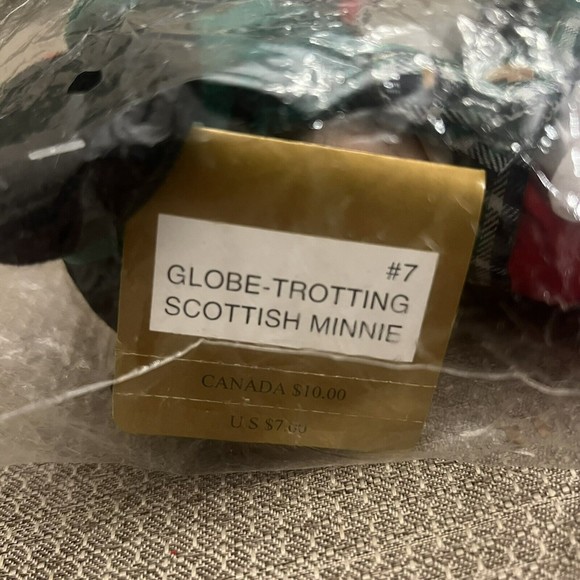 Vintage Disney Store Scottish Mickey Minnie Mouse Globe Trotting Collection Set - Picture 6 of 11